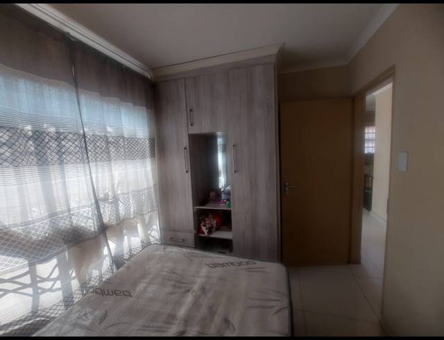 2 BEDROOM FREEHOLD FOR SALE IN SOSHANGUVE EAST EXT 5